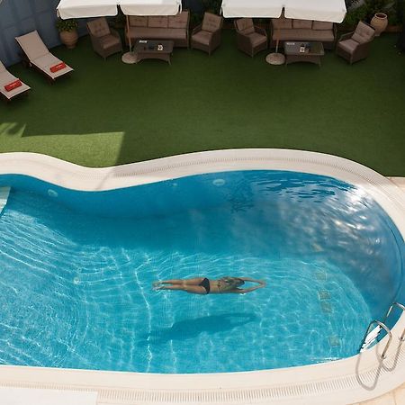 Anna Platanou Hotel Parikia  Bagian luar foto
