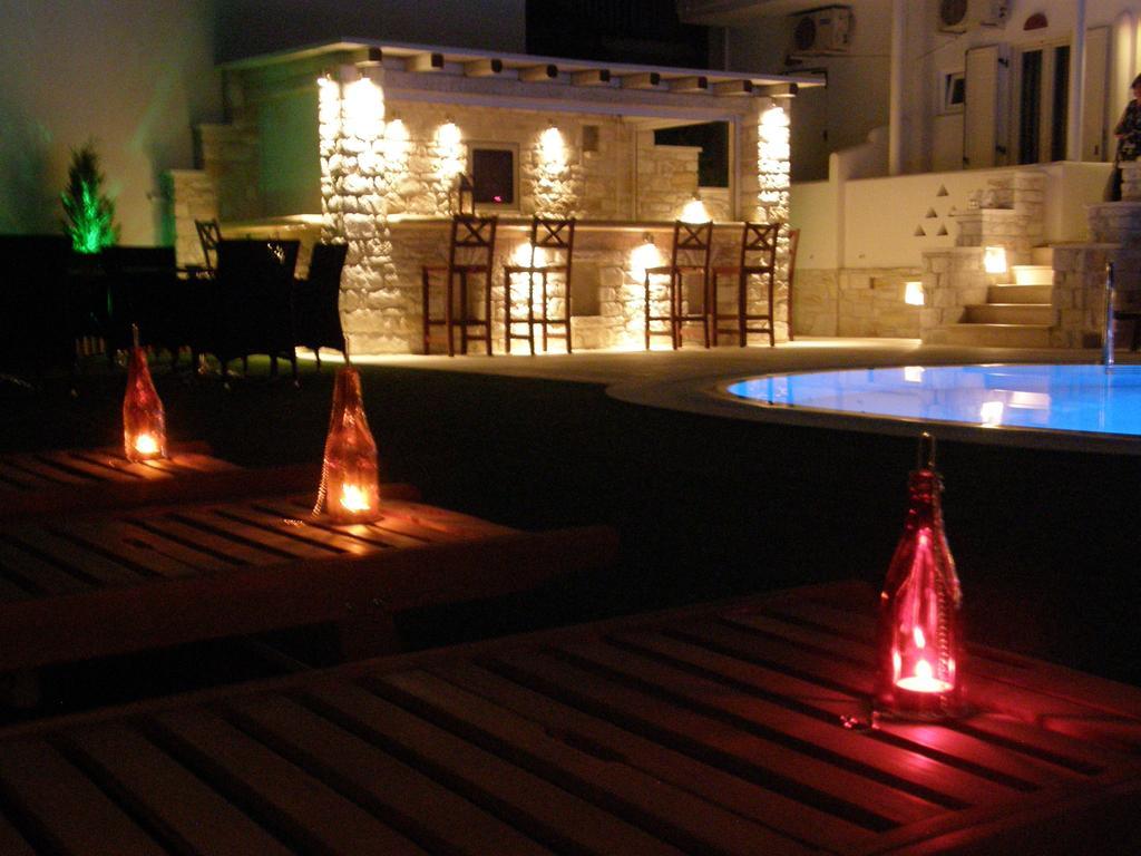 Anna Platanou Hotel Parikia  Bagian luar foto