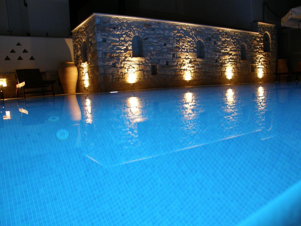 Anna Platanou Hotel Parikia  Bagian luar foto