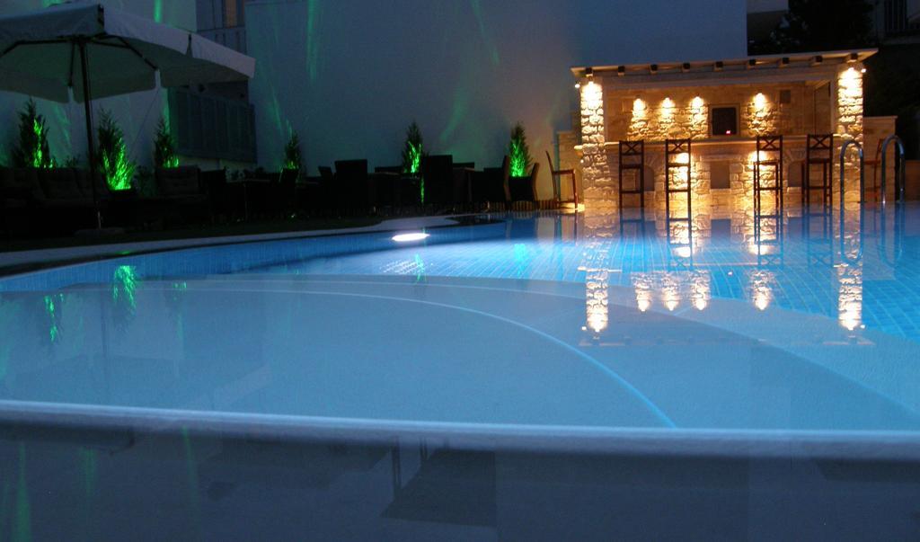 Anna Platanou Hotel Parikia  Bagian luar foto